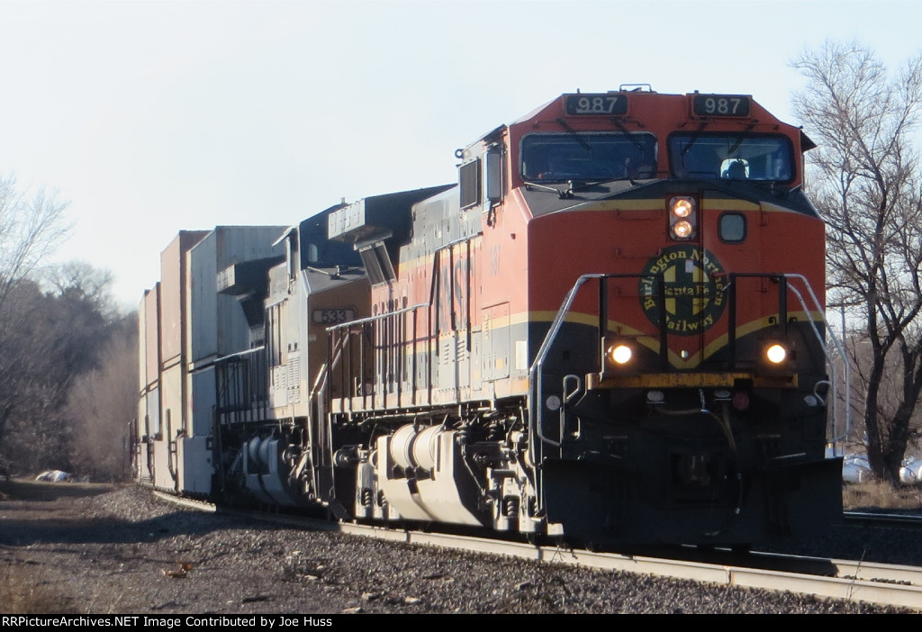 BNSF 987 East